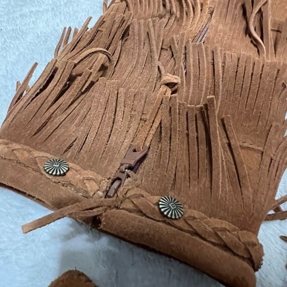 MINNETONKA Moccasins 1652 Women's 5 Layers Fringes Brown Suede Boots 6 - Picture 10 of 16